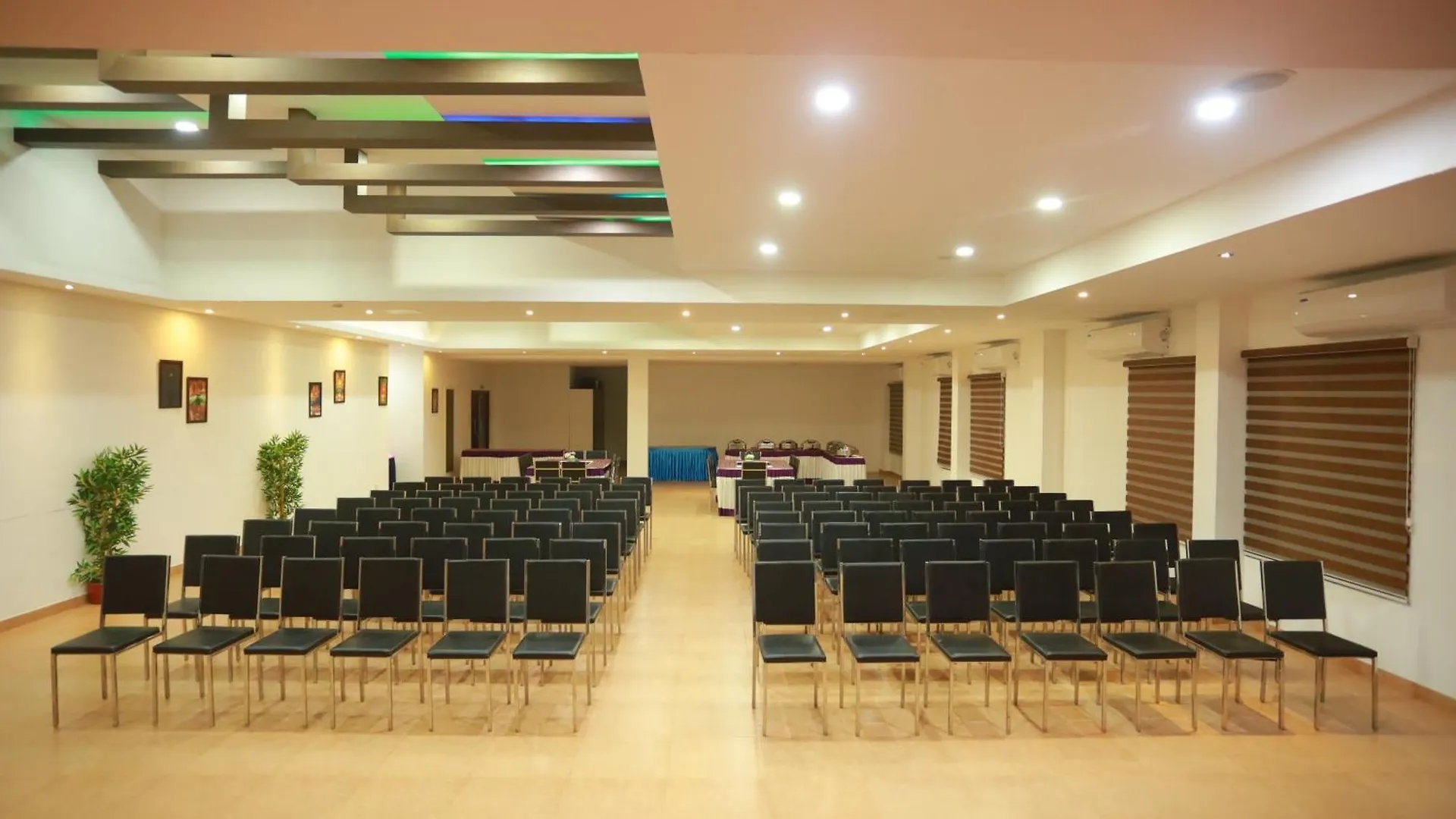 Finch Hotel Erattupetta