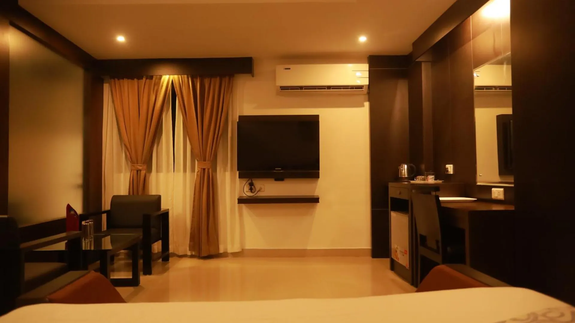 ***  Finch Hotel Erattupetta India