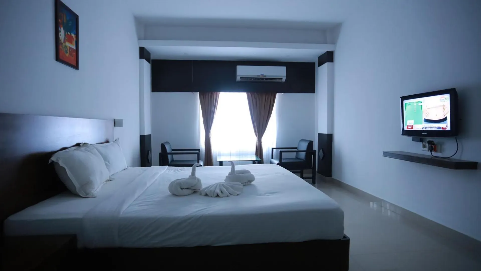 Finch Hotel Erattupetta